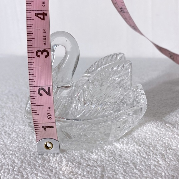 Vintage Clear Glass Swan Trinket Dish - Picture 3 of 11